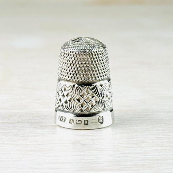 Antique Silver Thimble Hallmarked in Birmingham, 1900.