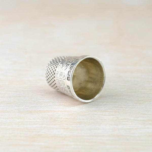 Vintage Silver Thimble Hallmarked in Birmingham, 1931.