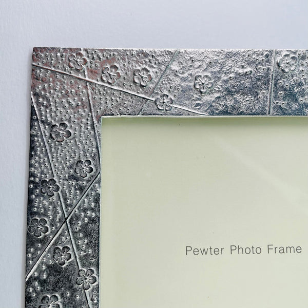 Handmade Blossom Design Pewter Photograph Frame for 7" x 5" Picture.