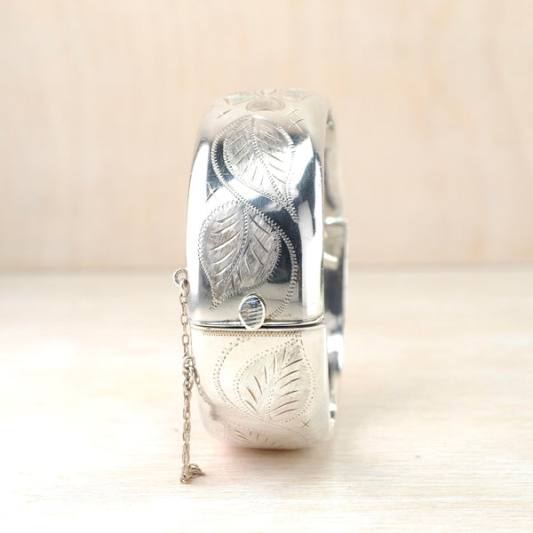 Vintage Sterling Silver Bangle Bracelet, Hallmarked in Birmingham 1971.