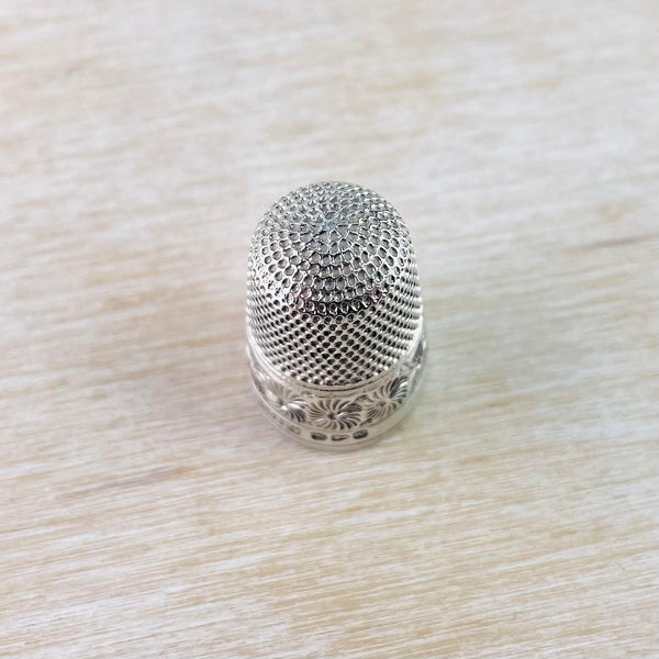 Antique Silver Thimble Hallmarked Chester, 1888.