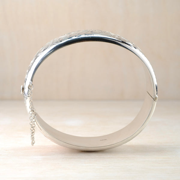 Large Vintage Sterling Silver Bangle Bracelet, Hallmarked in Birmingham 1963.