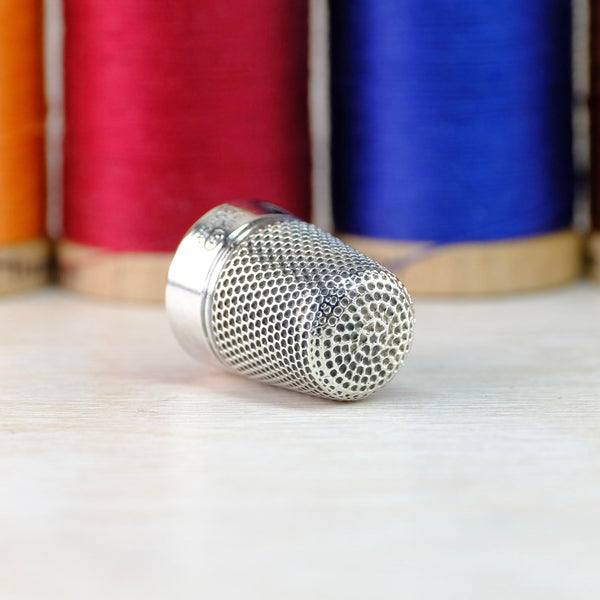 Vintage Silver 'Dorcas' Thimble Made in Chester by Charles Horner.