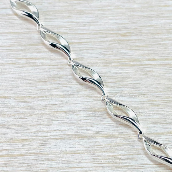 Twist Matt and Polished Silver Linked Bracelet by JB Designs.