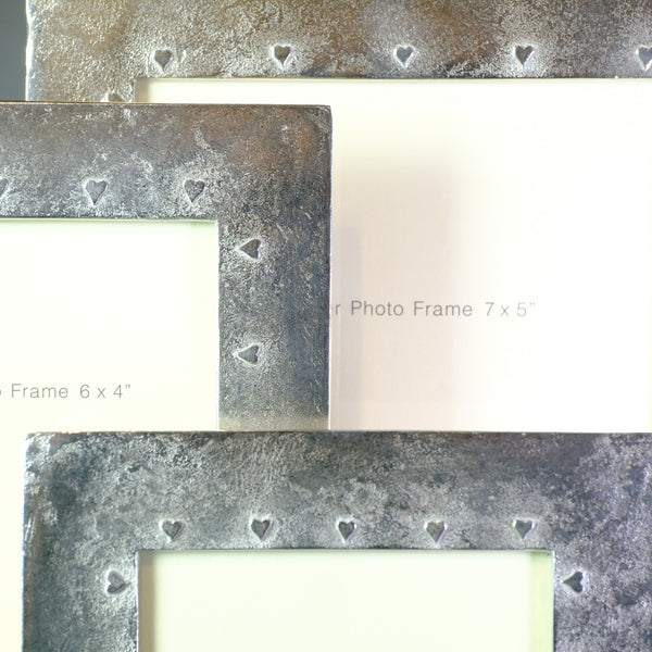 Handmade Heart Design Pewter Photograph Frame for 6" x 4" Picture.