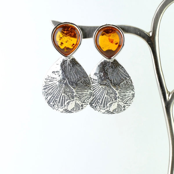 Amber and Shell Design Silver Earrings.