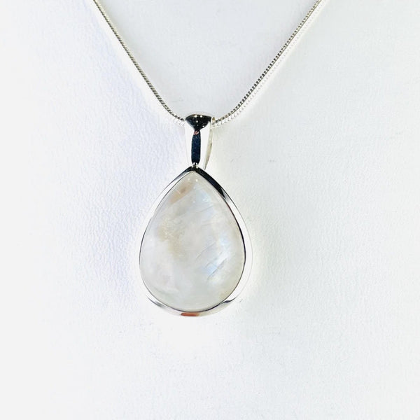 Silver and Teardrop Rainbow Moonstone Pendant.