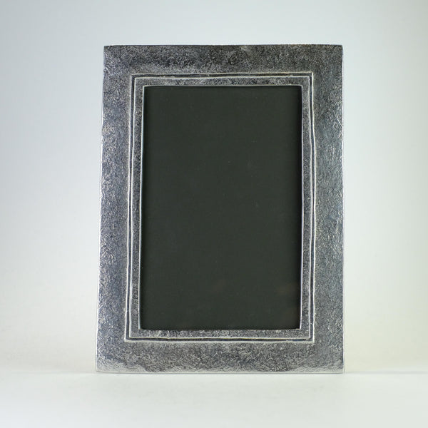 Handmade Raised Line Design Pewter Photograph Frame for 6" x 4" Picture.