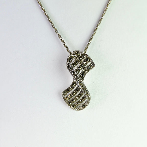Marcasite and Silver Twist Pendant.