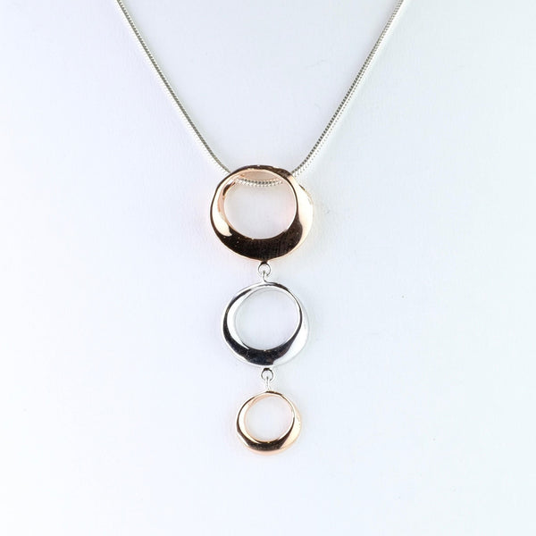 Infinity Necklace - handmade hammered interlocking double circle infinity  necklace | Infinity necklace, Minimalist jewelry earrings, Double circle  necklace
